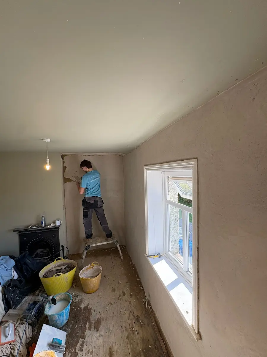 lime plasterer in lancashire outram building